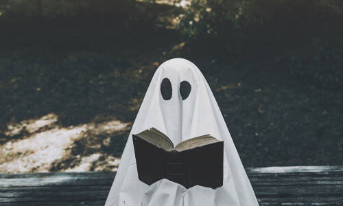 Co ma w sobie groza, czyli dlaczego (wciąż) czytamy horrory?